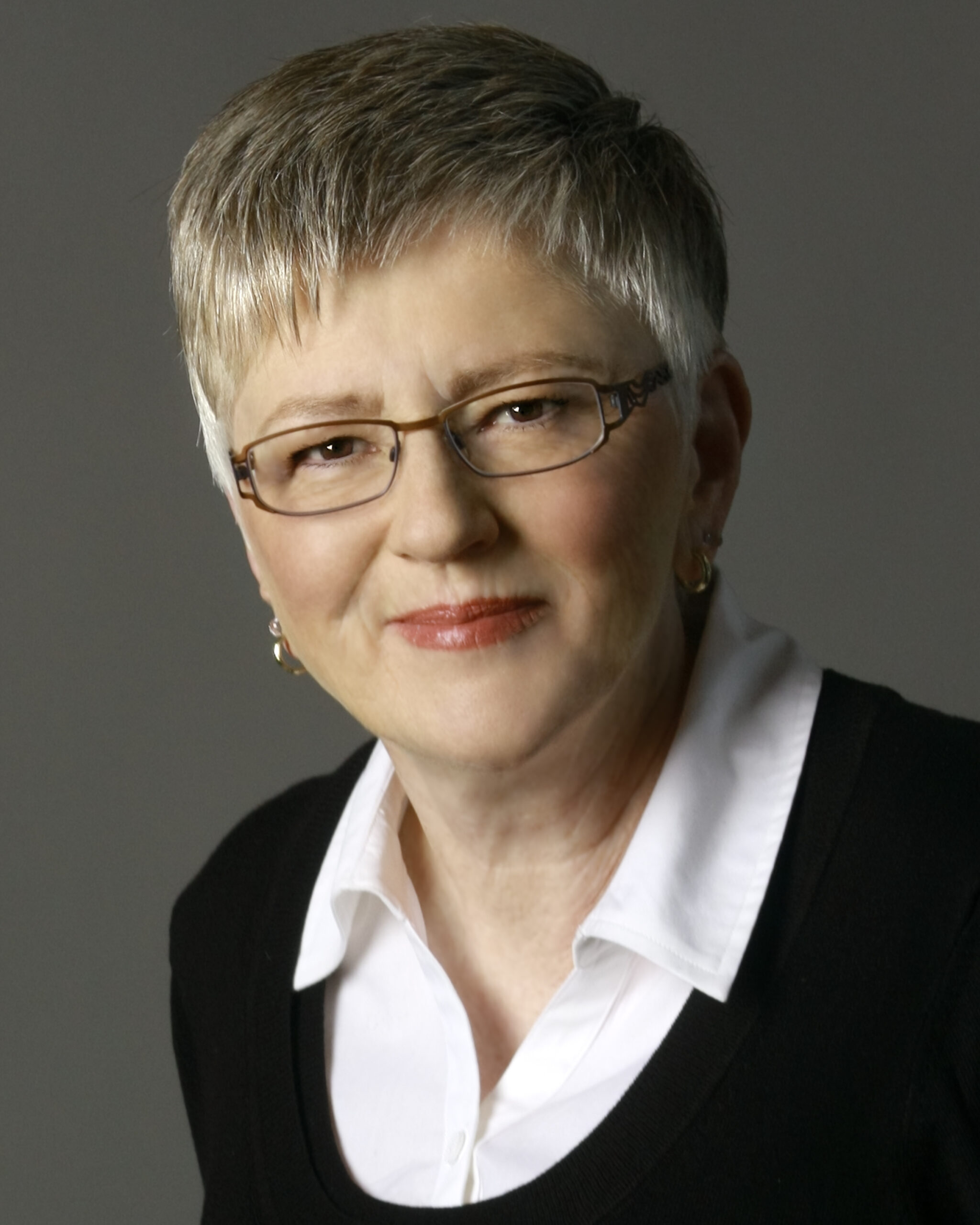 Barbara Becker headshot